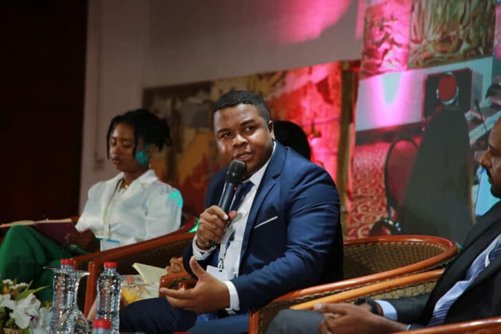 Image à la une de CONFÉRENCE –  L’engagement des jeunes dans la politique discuté