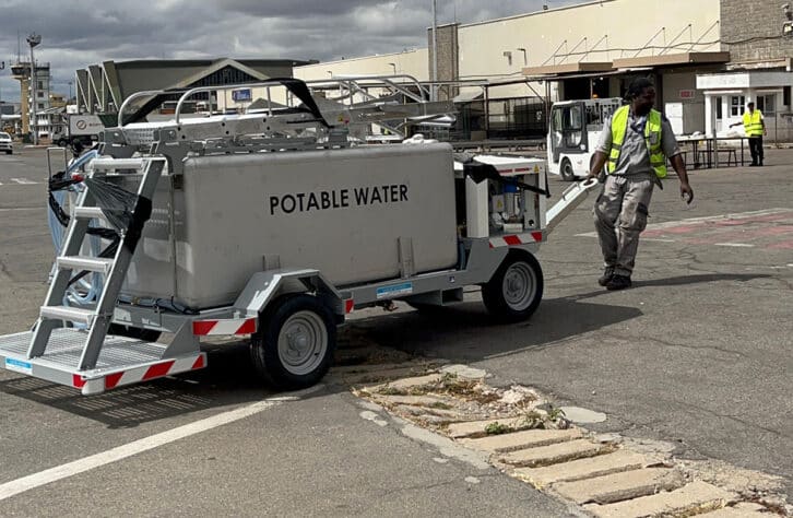 Image à la une de COUPURES D’EAU  –  Les aéroports prennent des dispositions