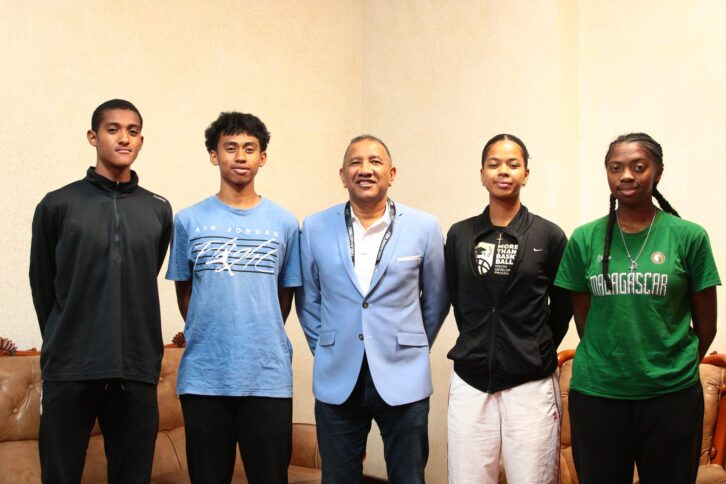 Image à la une de BASKETBALL – Quatre jeunes basketteurs malgaches sélectionnés à l’Africa Regional Youth Camp 2024