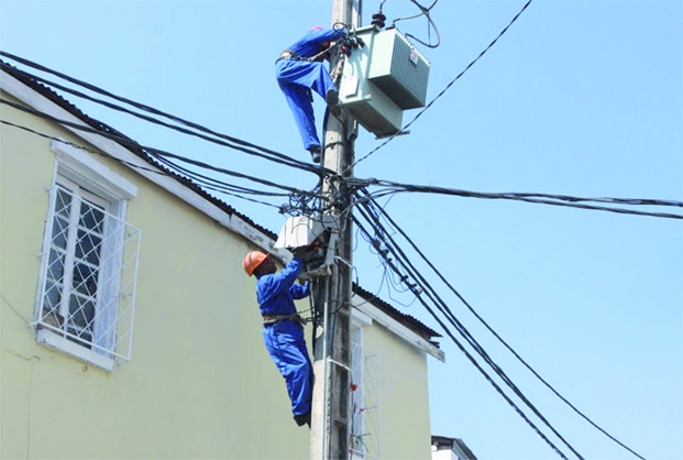 Image à la une de Problèmes d’électricité – Une « urgence nationale »  déclare le Président Rajoelina