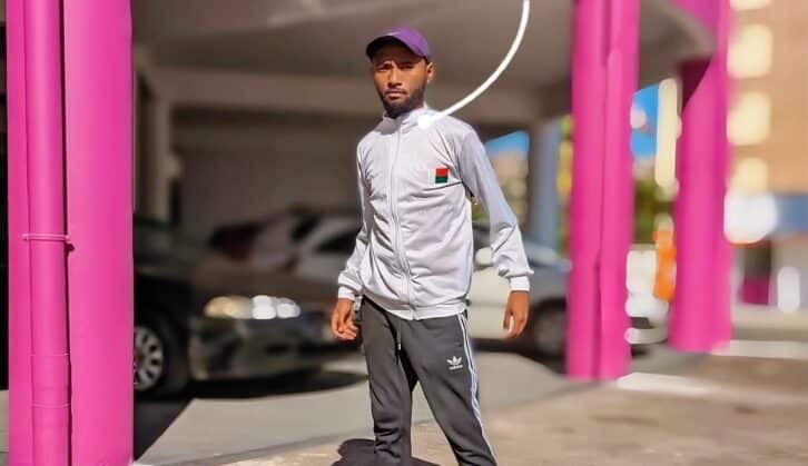 Image à la une de FOOTBALL FREESTYLE – Fyarivelo Rakotoarisoa qualifié pour le championnat d’Afrique 2024