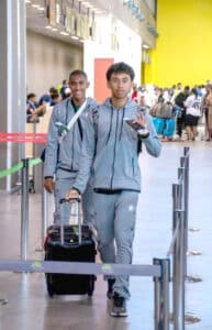 Image à la une de FIBA Africa Regional Youth Camp : Yvan et Ulrick aux côtés de 38 autres basketteurs à Douala