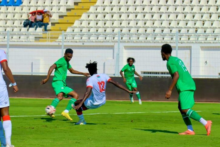 Image à la une de FOOTBALL/CAN – Madagascar dépose une réserve auprès de la CAF après le but refusé des Barea contre les Scorpions gambiens