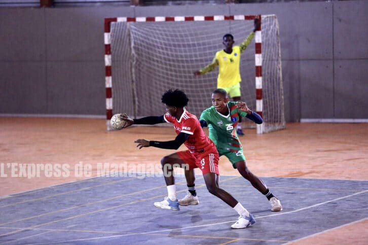 Image à la une de HANDBALL- SOMMET NATIONAL SENIOR  – Les Akio U18 en démonstration