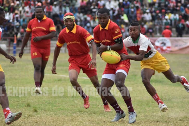 Image à la une de RUGBY À XV – TOP 12  – TFA obligé de battre Mang’Art