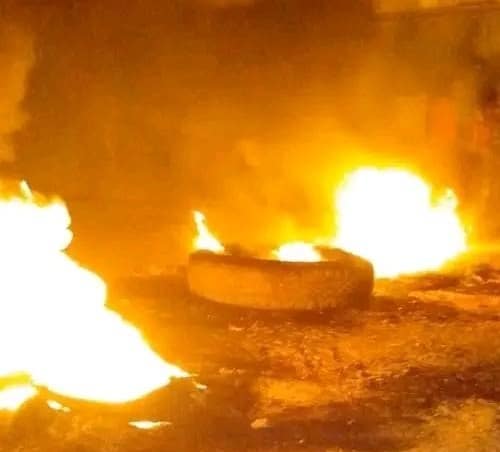 Image à la une de MANIFESTATIONS A AMBOHIPO – Quatre individus placés en détention préventive