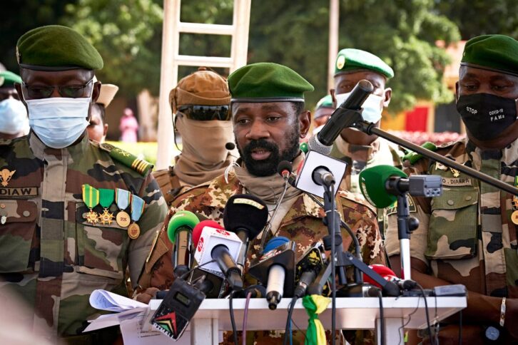 Image à la une de Au Mali, Assimi Goïta et ses colonels de la junte promus au grade de général
