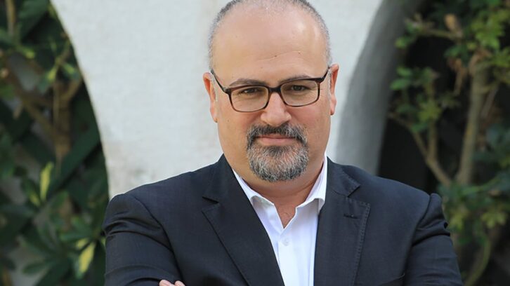 Image à la une de Adnane Ben Youssef : « En Tunisie, il y a un espace d’opposition plus important aujourd’hui que sous Ben Ali »