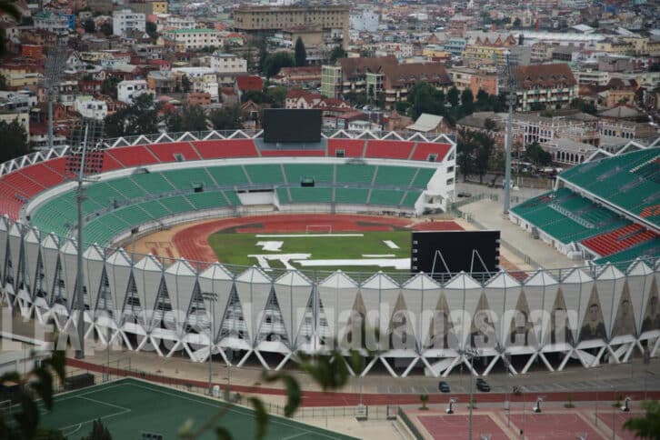 Image à la une de STADE BAREA – La pelouse prête avant  les éliminatoires du Chan