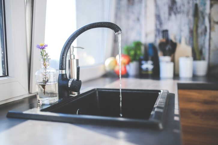 Image à la une de Le gouvernement annonce des mesures pour contrôler la consommation d’eau dans les “villas”