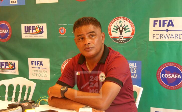 Image à la une de FOOTBALL – Romuald Rakotondrabe annonce sa démission et ne sera plus sur le banc contre les Comores