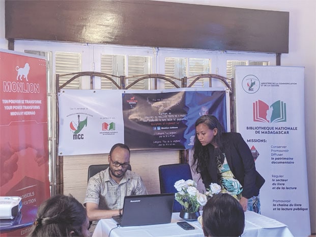 Image à la une de Littérature – Le « Prix Mille Espoirs Africains » invite les écrivains locaux