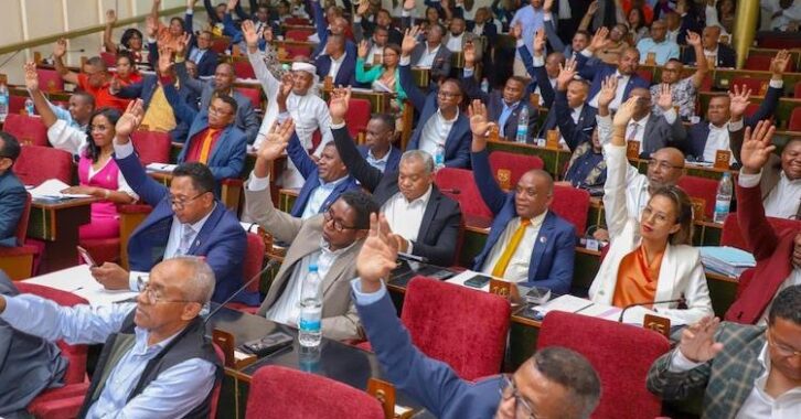 Image à la une de PLF 2025 : adopté sans amendement