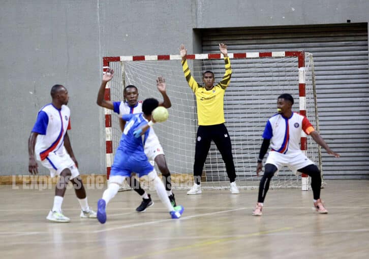 Image à la une de HANDBALL – CCCOI 2024   Aucun club malgache dans le dernier carré