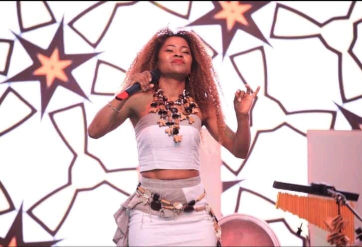 Image à la une de CONCERT À COTONOU —Eusébia participe au festival Couleurs d’Afrique