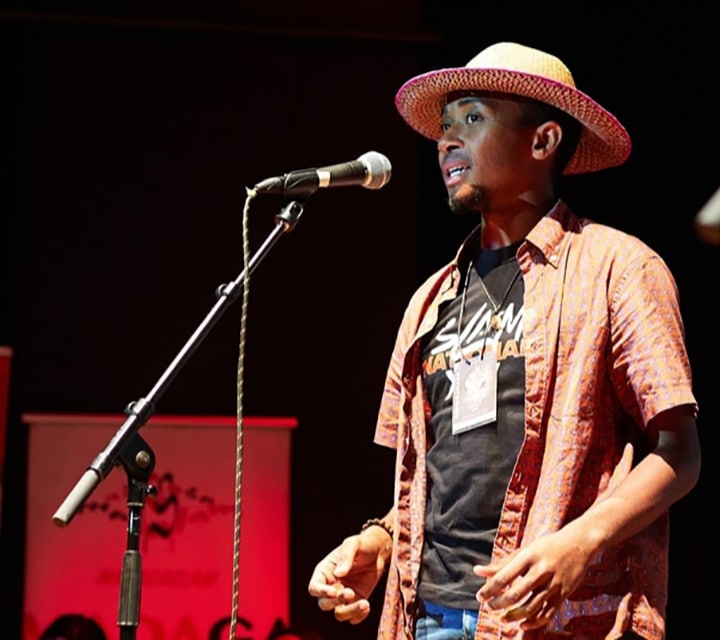 Image à la une de SLAM AU TOGO – Konahy s’arrête  en demi-finale
