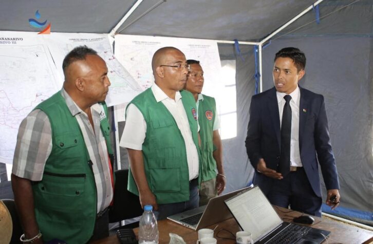 Image à la une de RAVITAILLEMENT – 665 agents civils et militaires mobilisés pour assurer la distribution d’eau à Antananarivo et ses environs