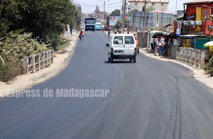 Image à la une de RN7 – IAVOLOHA   – Des travaux de réhabilitation perturbent la circulation