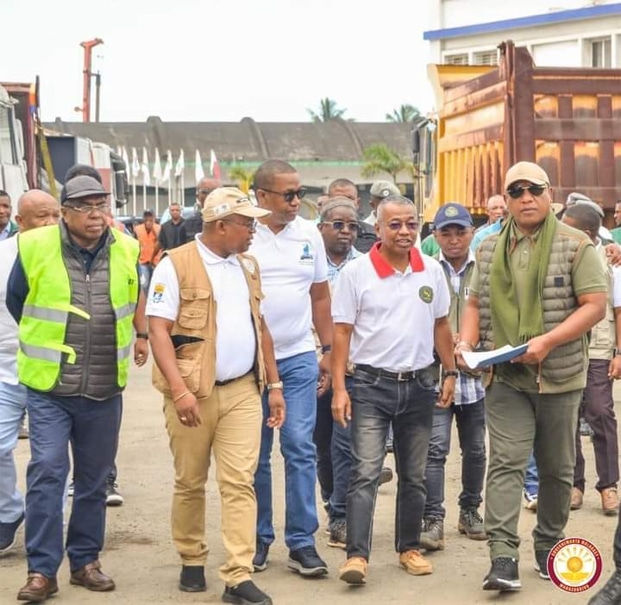 Image à la une de Pour l’acheminement du groupe de 105 MW à Antananarivo – Le Premier ministre en mission à Toamasina