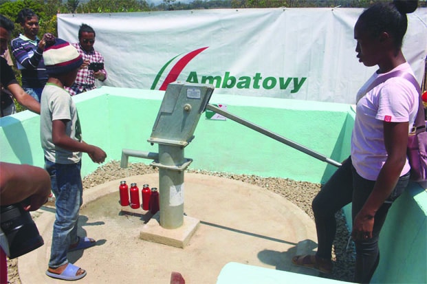 Image à la une de Ambatovy – Intensification du programme d’accès à l’eau potable pour les communautés