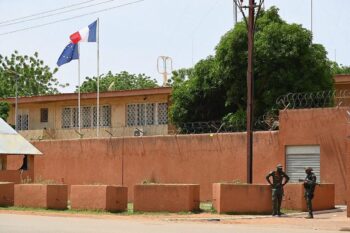 Image à la une de France-Niger : Paris demande la libération d’un Français arrêté à Niamey