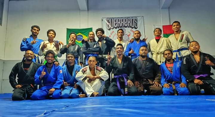 Image à la une de JIUJITSU – CHAMPIONNATS DU MONDE – Seize combattants en lice à Abu Dhabi