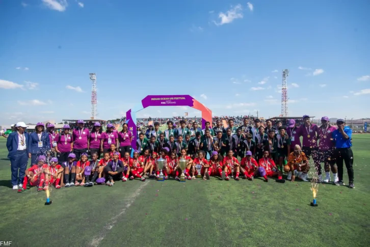 Image à la une de FOOTBALL – Madagascar remporte l’Indian Ocean Festival U15 filles et garçons