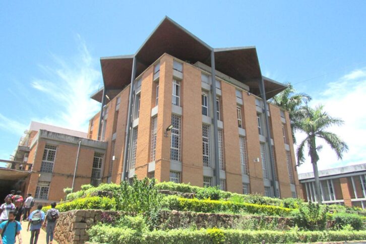 Image à la une de Université d’Antananarivo : Suspension des soutenances de HDR et de thèse de doctorat