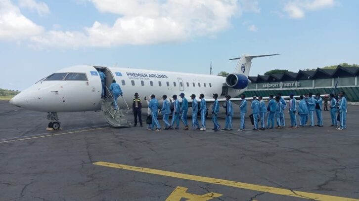 Image à la une de MIGRATION – 47 Somaliens échoués à Nosy Be rentrent chez eux à bord d’un vol spécial