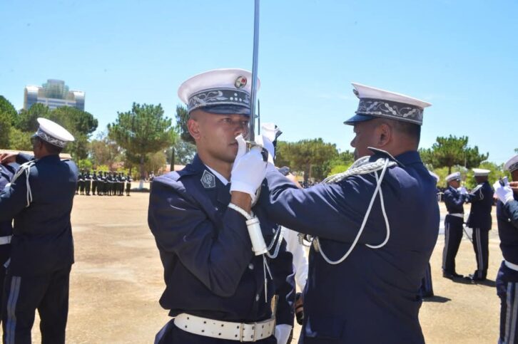 Image à la une de POLICE NATIONALE – 30 nouveaux commissaires de police et 50 nouveaux officiers de police reçoivent leur grade