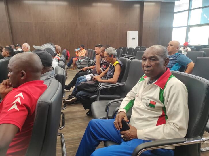 Image à la une de FOOTBALL – La compétition nationale et les Barea discutés lors de la première journée de la conférence nationale organisée par la FMF