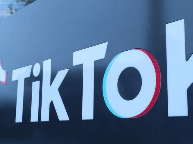 Image à la une de RESEAUX SOCIAUX – Donald Trump demande à la Cour suprême de retarder la loi sur l’interdiction de TikTok