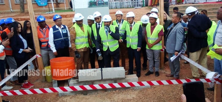 Image à la une de FOOTBALL – INFRASTRUCTURES – La rénovation du centre de Carion en marche