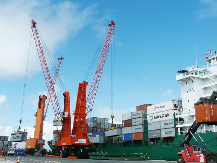 Image à la une de IMPORT-EXPORT –  Le déficit commercial gagne en profondeur