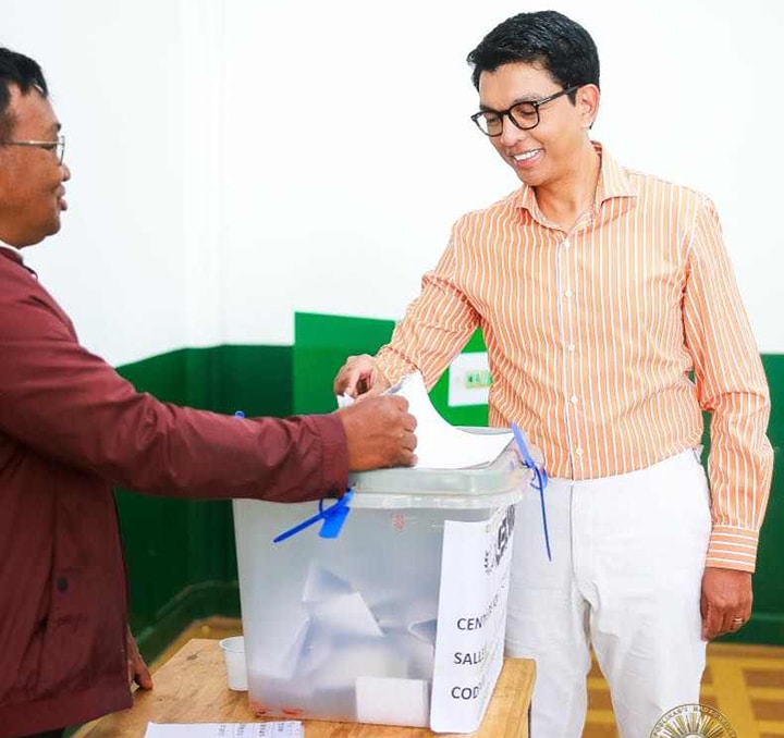 Image à la une de ANDRY RAJOELINA  –  «Nous nous soumettrons au verdict des urnes»