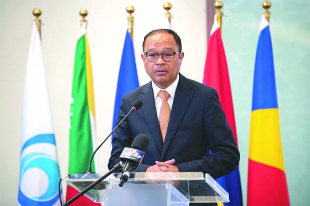 Image à la une de Personnalité politique de l’année 2024 – Edgar Razafindravahy 