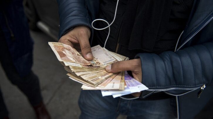 Image à la une de Diaspora marocaine : quel est le poids des MRE dans l’économie du royaume ?