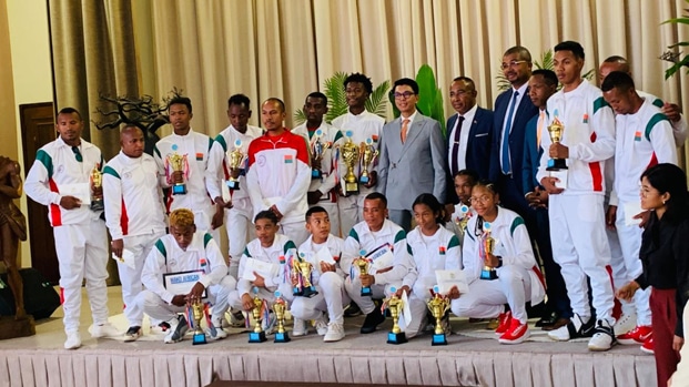 Image à la une de Championnats du Monde et d’Afrique – 35 athlètes malgaches récompensés par le Président Andry Rajoelina