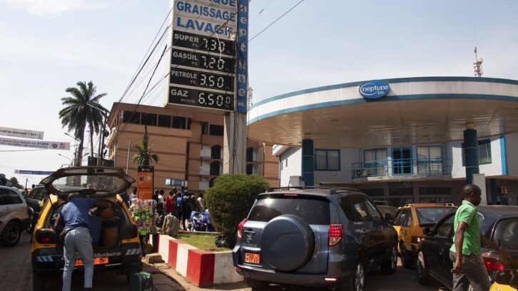Image à la une de Subvention aux carburants : Paul Biya suit le FMI au risque d’une grogne populaire