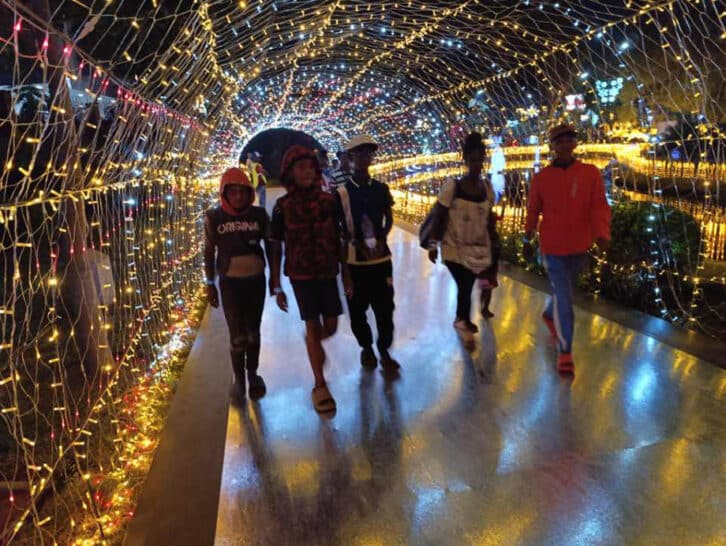 Image à la une de AMBOHIJATOVO – Ruée vers les illuminations de Noël