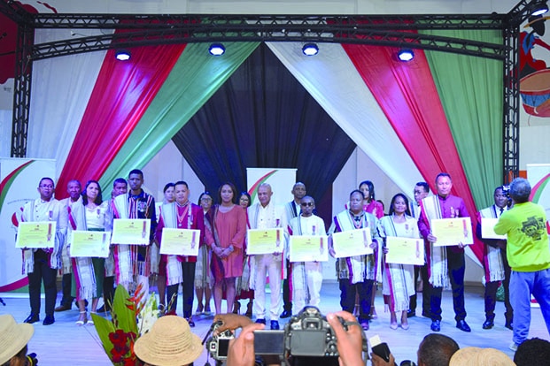 Image à la une de Journée nationale du kabary – Les « Mpikabary » honorés