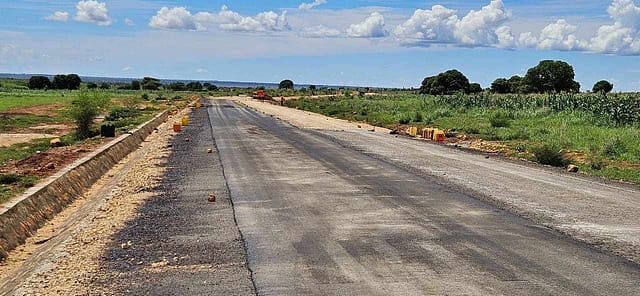 Image à la une de Lancement des travaux sur la RN°10 : débloquer les potentiels du Grand Sud