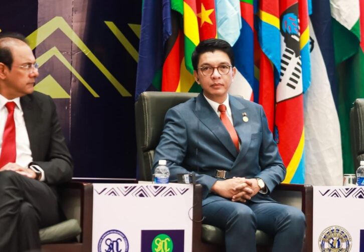 Image à la une de DIPLOMATIE – Andry Rajoelina attendu au sommet extraordinaire de la SADC sur la situation du Nord Kivu à Harare ce vendredi