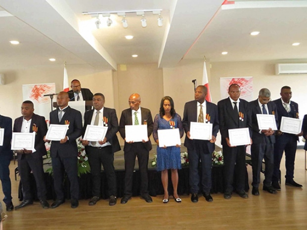 Image à la une de Groupe IOSTC – Remise de médailles pour les collaborateurs