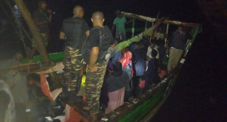 Image à la une de IMMIGRATION – 39 individus dont 36 somaliens en instance de départ pour les Comores interpellés par la gendarmerie à Mahajanga