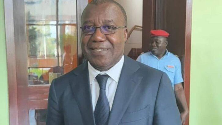Image à la une de Au Sénat camerounais, un nouveau secrétaire général pour une nouvelle ère ?