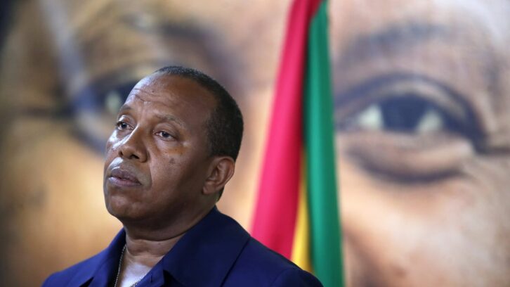 Image à la une de Patrice Trovoada, Premier ministre évincé de São Tomé : « Le président Vila Nova a violé la Constitution »
