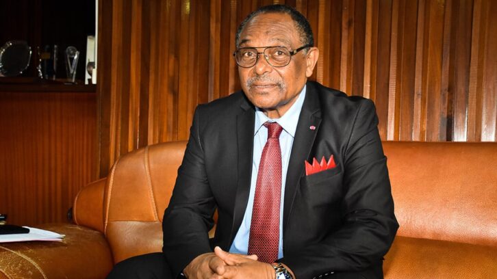 Image à la une de Grégoire Owona : « Le RDPC soutiendra Paul Biya à fond, sauf s’il décide lui-même de rentrer au village »