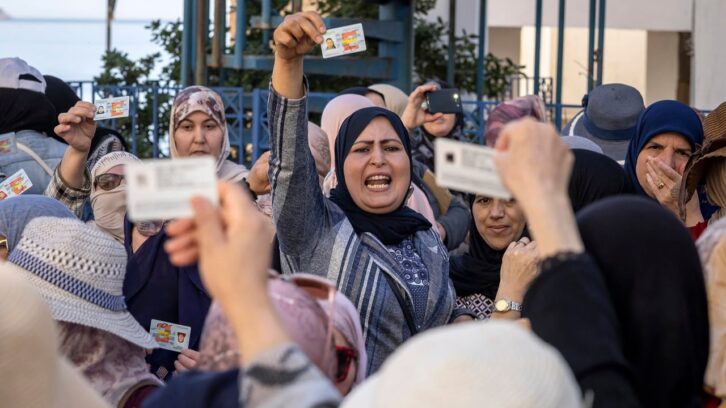Image à la une de À Ceuta et Melilla, le combat des travailleurs frontaliers marocains pour retrouver leur emploi