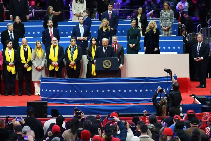 Image à la une de ETATS–UNIS – Donald Trump Trump déclare l’urgence énergétique nationale
